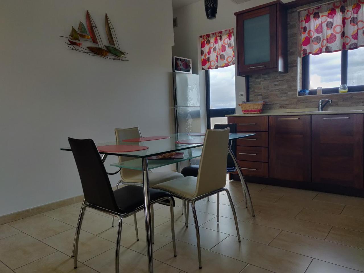 Apartament Panoramic Penthouse In Marsascala Which Enjoys Sea And Country Views Marsaskala Zewnętrze zdjęcie